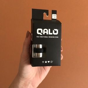 Men’s Qalo Wedding Ring
